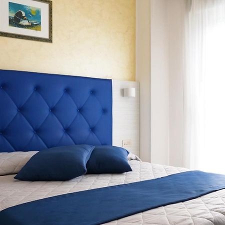 Hotel Haus Charlotte San Benedetto del Tronto Extérieur photo