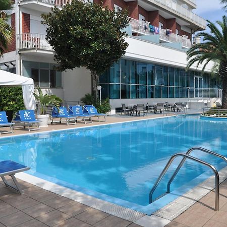 Hotel Haus Charlotte San Benedetto del Tronto Extérieur photo