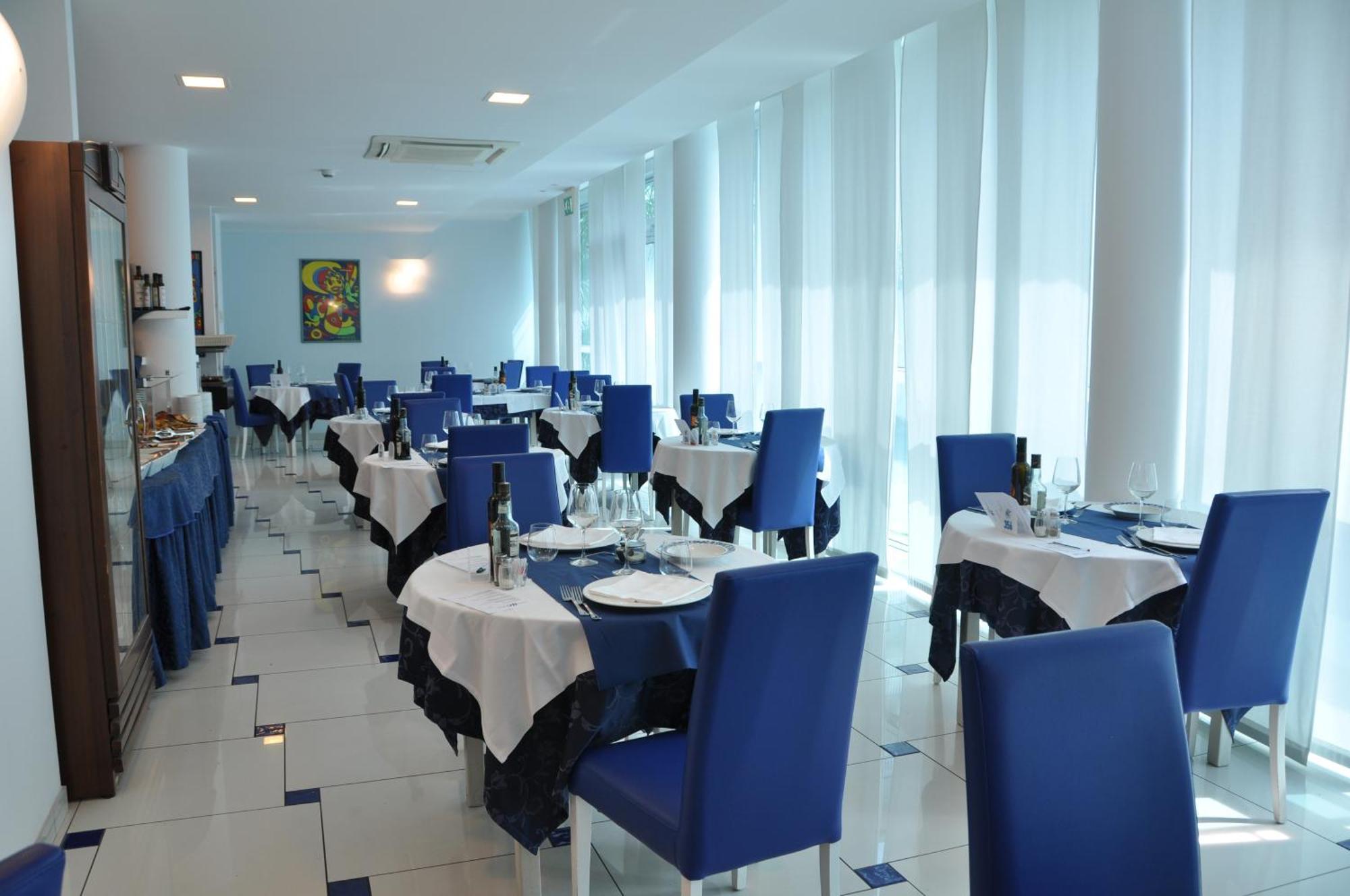 Hotel Haus Charlotte San Benedetto del Tronto Extérieur photo